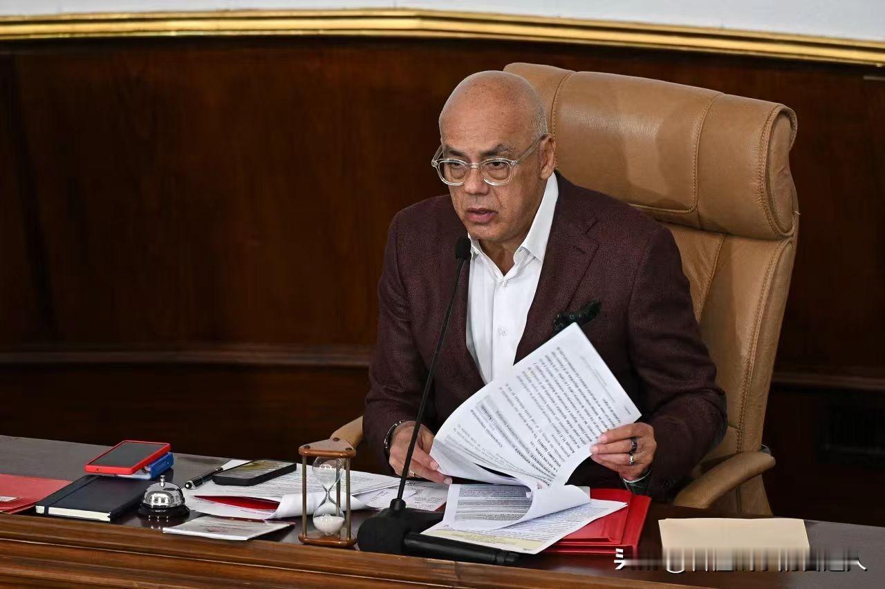 大量释放？这哪是发善心，分明是马杜罗在搞清仓大甩卖。罗德里格斯嘴上说得好听，是为