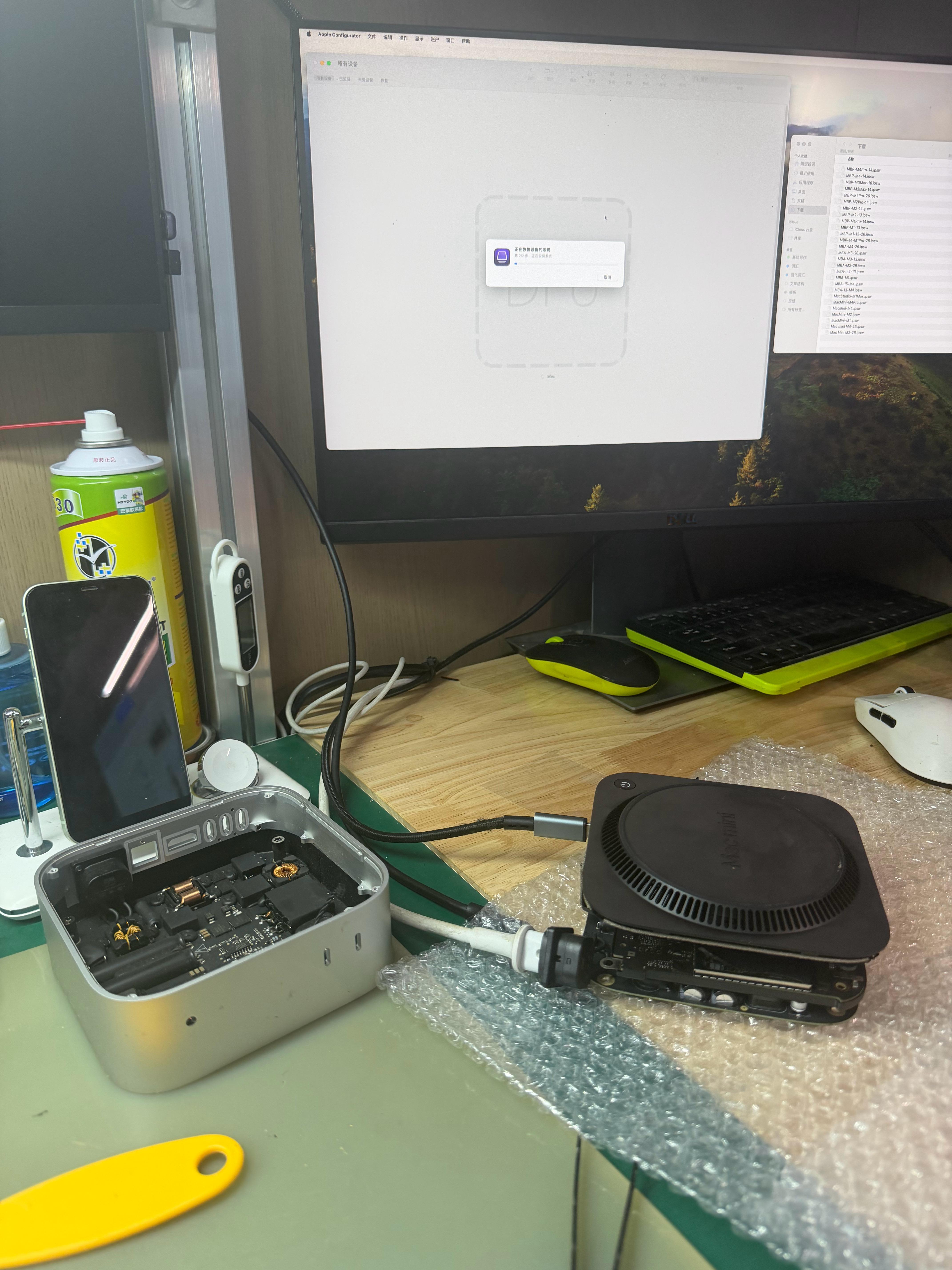 给自己的规矩22：00之前必须下班，明天继续干。自拍一张回家吃牛排咯，再见，喵咪