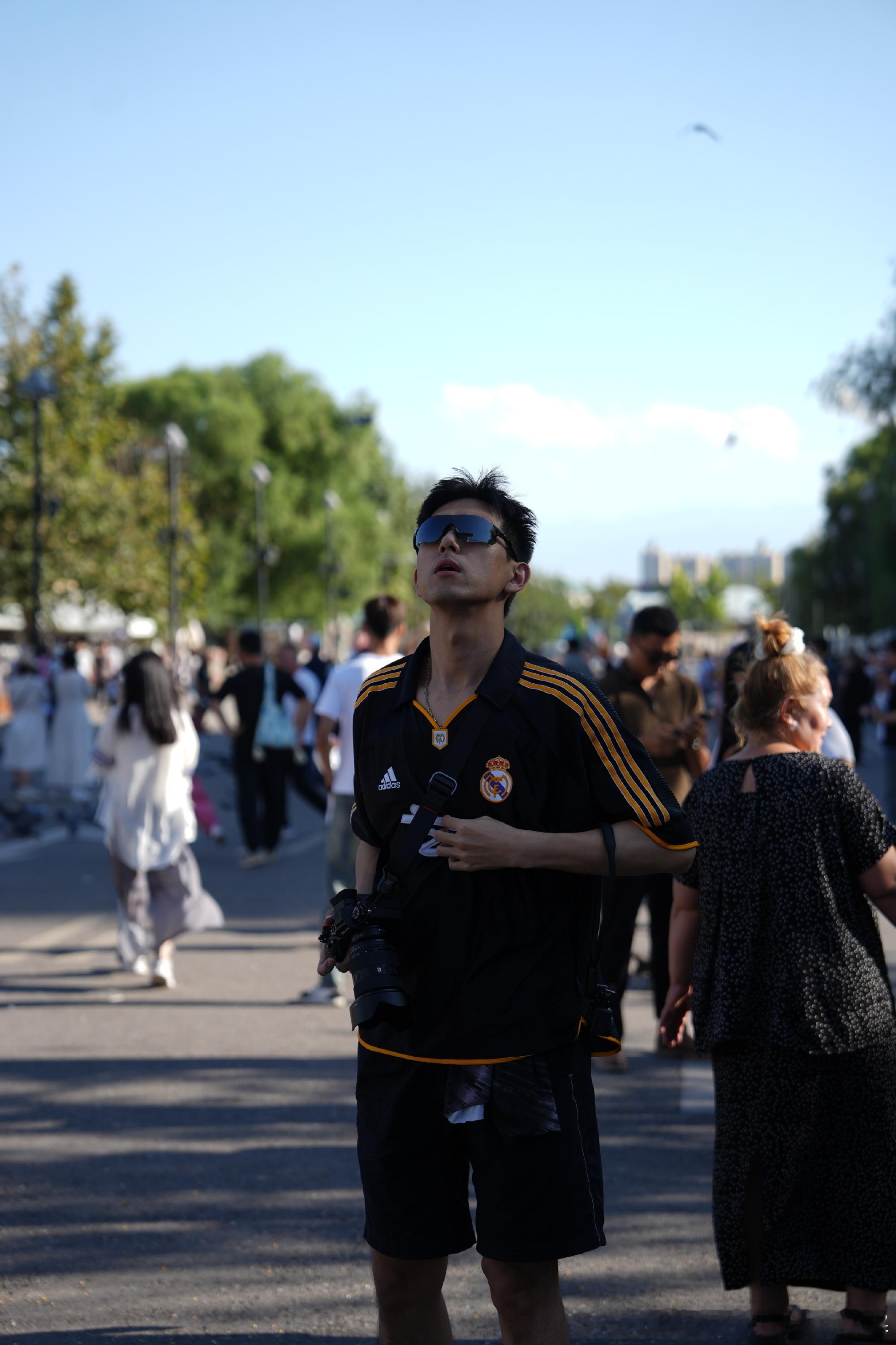 李现links网友奔现绿青蛙和奶黄包的网友奔现也太好磕了🤝 从线上认真互助到线