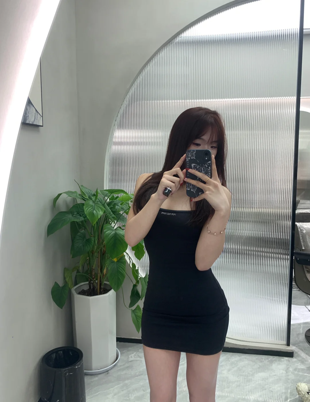 红发像女团成员🥹