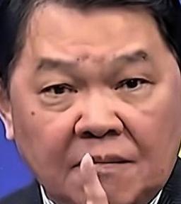 台湾省 退役军官黄征辉曾表示，特朗普这一生犯的最严重的一个错误，就是打了一个不该
