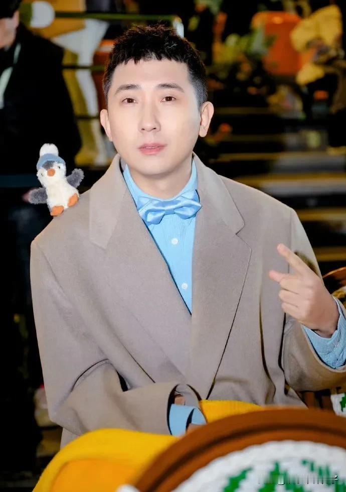 不再沉默！尚九熙直接晒出德云社群聊记录，谈及与何九华裂穴内幕，信息量好大
8月5