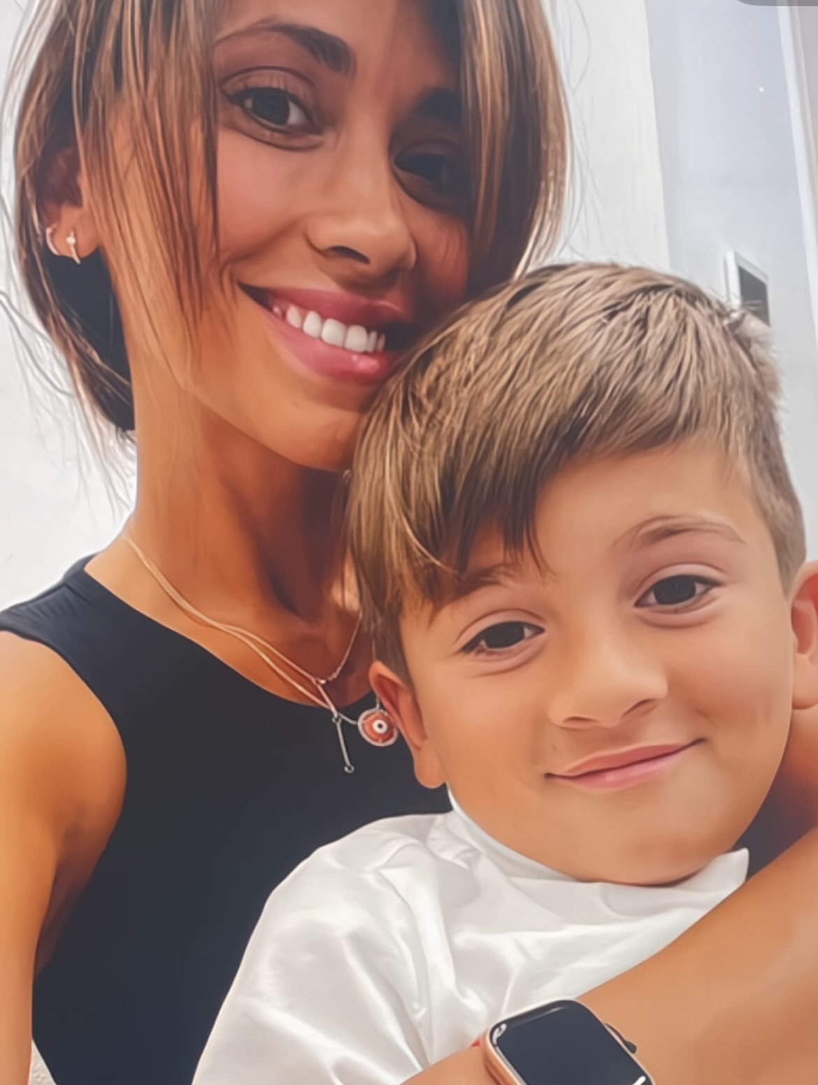 一波安妞和小titi梅西