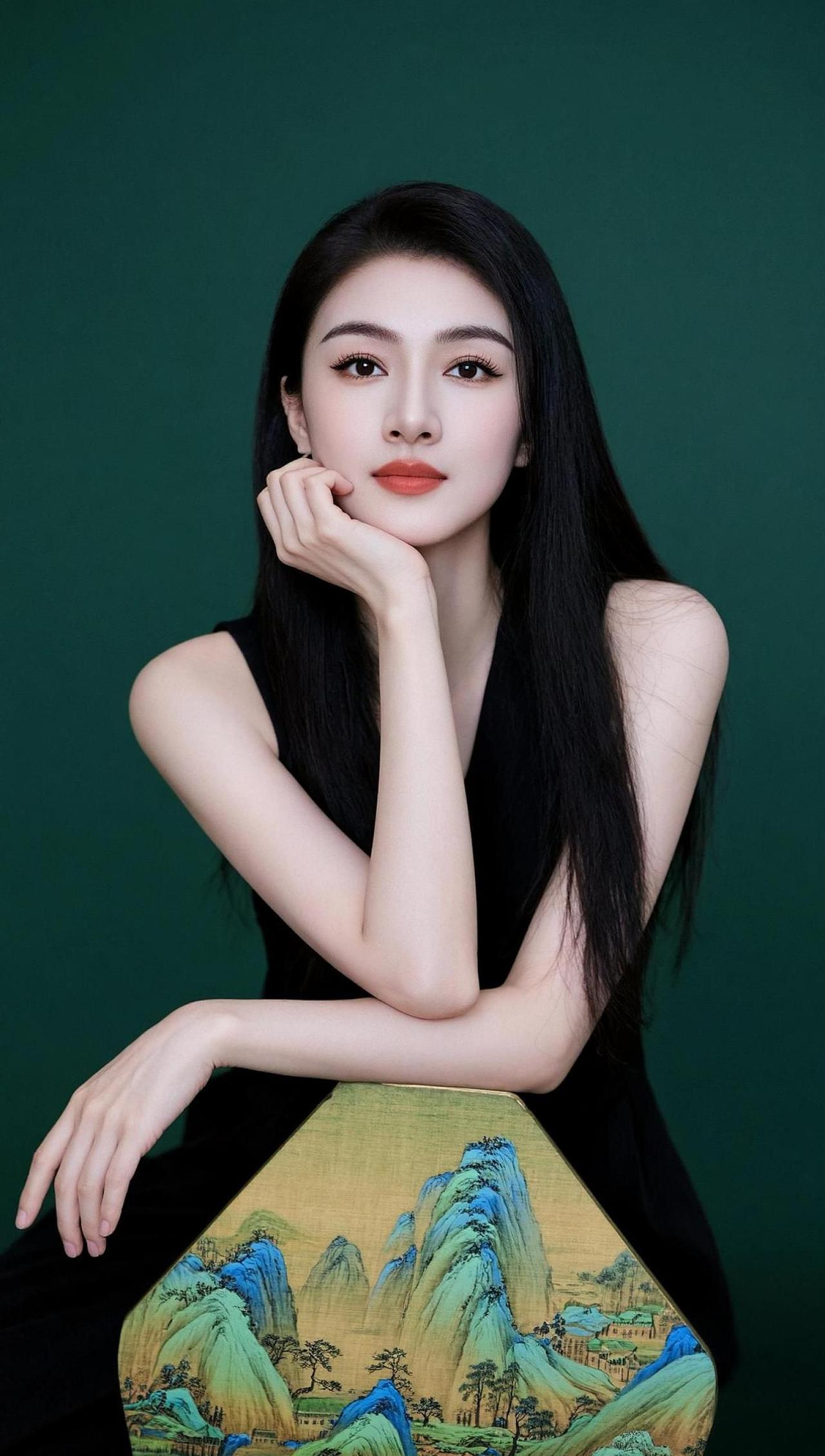 AI青绿氛围感写真 随变ai随便玩