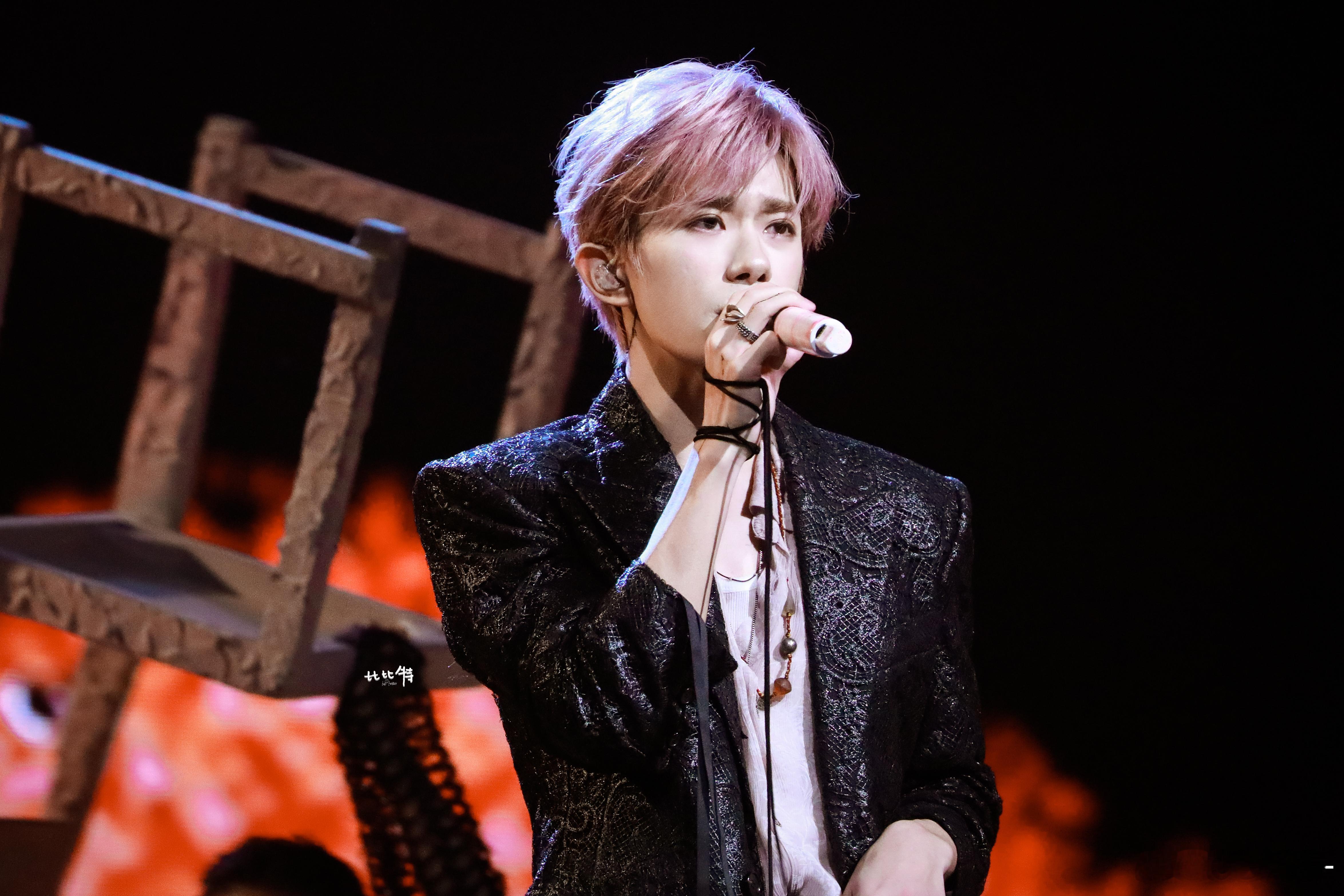 我还是怀念粉毛的我哥哥 