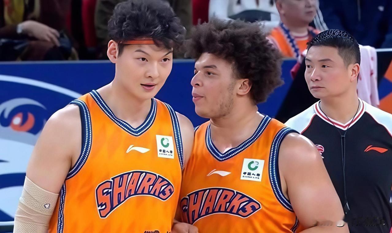 广东宏远面对拥有强力中锋的球队，输得一点脾气都没有。上一场他们13分输给了拥有2