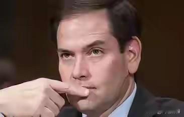鲁比奥万念俱灰，以为把自己的名字改成鲁比奥就能蒙混过关，以为当上了美国国务卿之后
