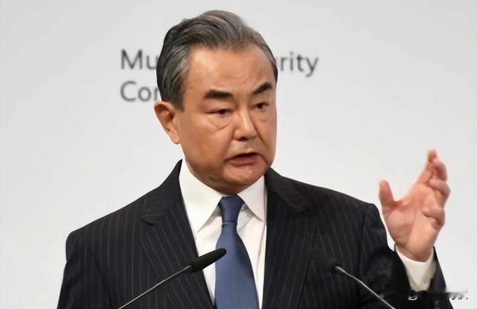 中美博弈全面升级！王毅郑重警告，美方霸权行径注定行不通
 
近期，美方在中美博弈