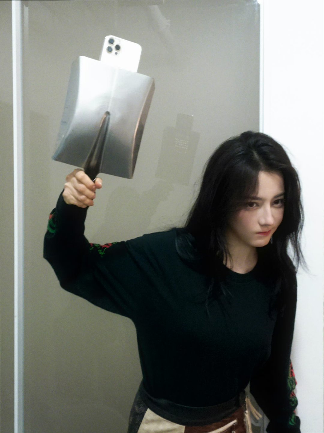 迪丽热巴是我们心中全世界全宇宙全银河系第一大可爱！ 