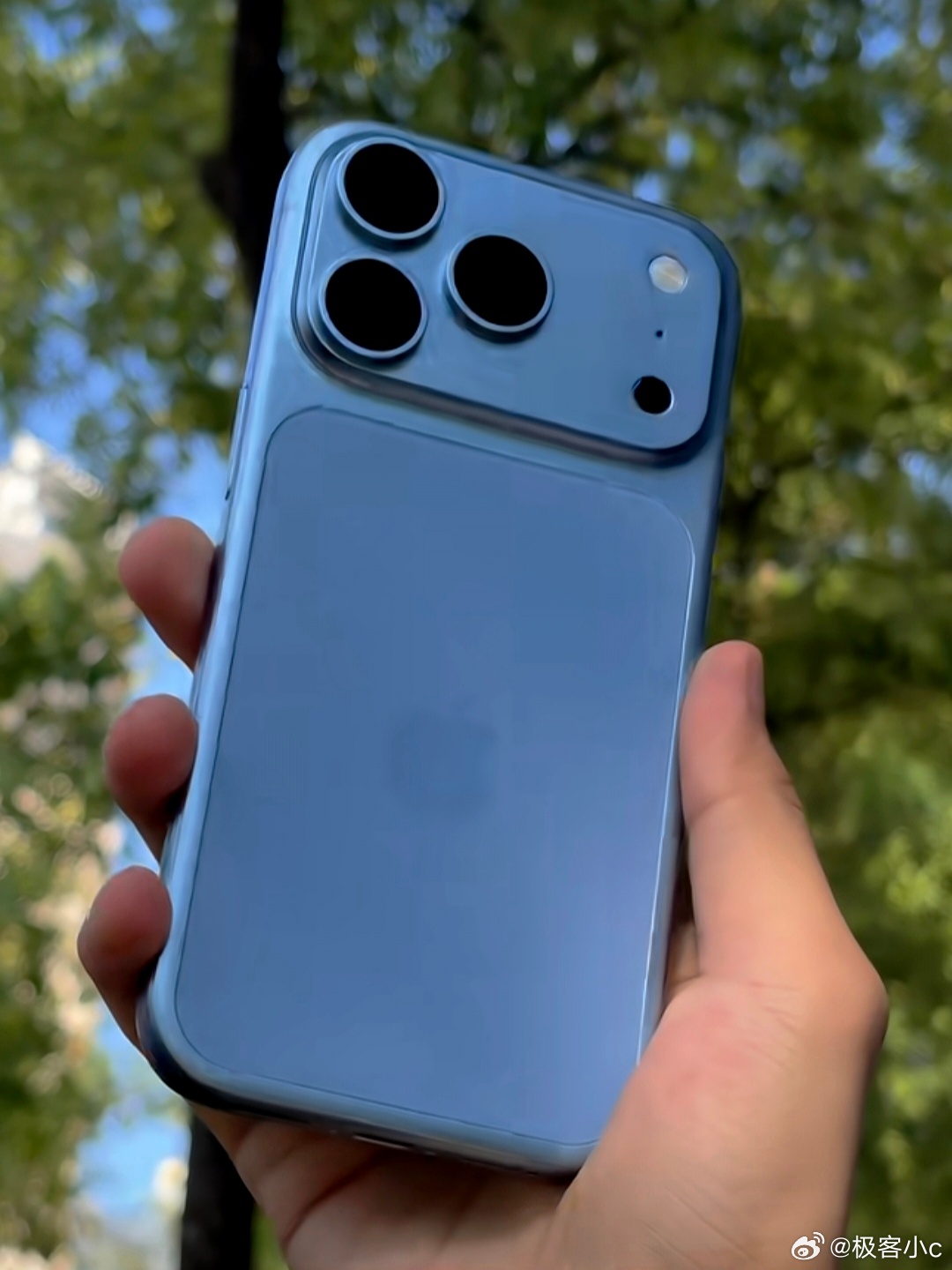 iPhone18Pro DRAM很多人都没想到，iPhone18 Pro运存依旧