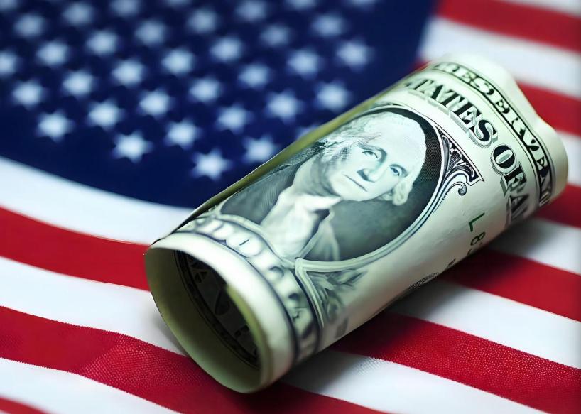 现在咱们面临的最大问题，不是台湾问题，也不是咱们与美国的问题，更不是中日冲突，而