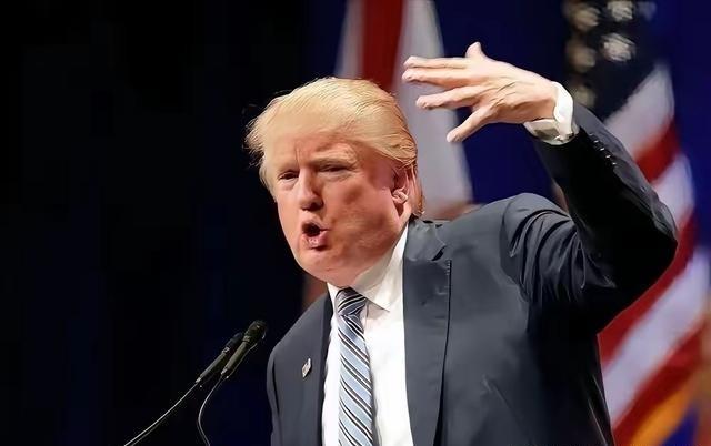 特朗普这一席话，把全世界都逗笑了！特朗普26日说：“从来没有哪个国家的领导人，比