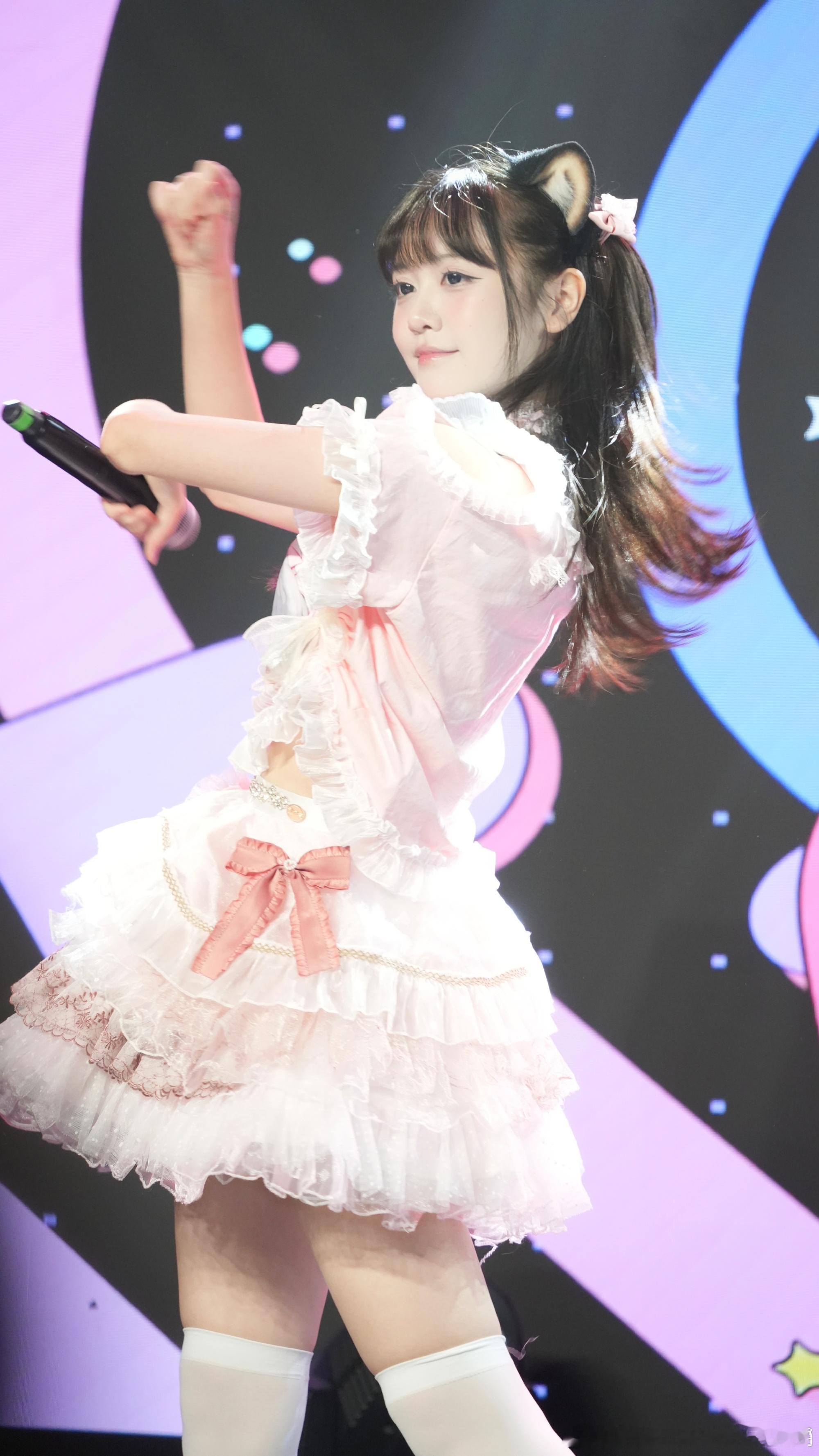 关于我🐱大家好，这里是Sweet2Poison粉色担当💖昵称：雯雯、雯子生日