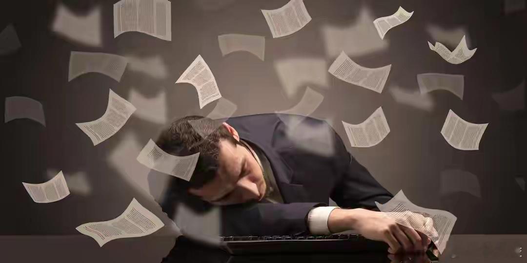 出现6个症状的人请立刻休息 持续头晕、注意力涣散、浑身乏力、睡眠变差、情绪低落、