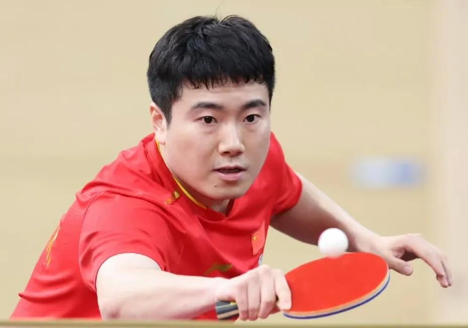 梁靖崑战胜黑马晋级八强丨多哈世乒赛
多哈世乒赛 男单八分之一决赛，国乒主力梁靖崑