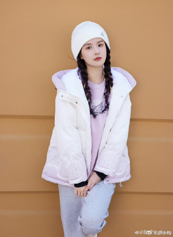 尾部演员甚至不知道什么是208夸夸张沐兮这种艺人👍，不搞虚假包装，不随波逐流?