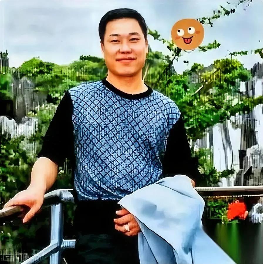 翻到一桩旧案

看完直冒冷汗

你绝对想不到，这个逃出国的贪官结局能有多讽刺。