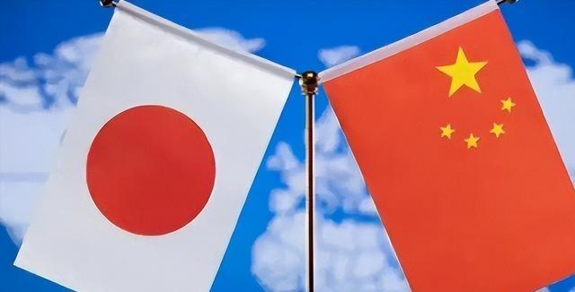 如今的日本似乎彻底慌了起来！越来越多的日本公民认识到了一个事实，一旦中国和日本真
