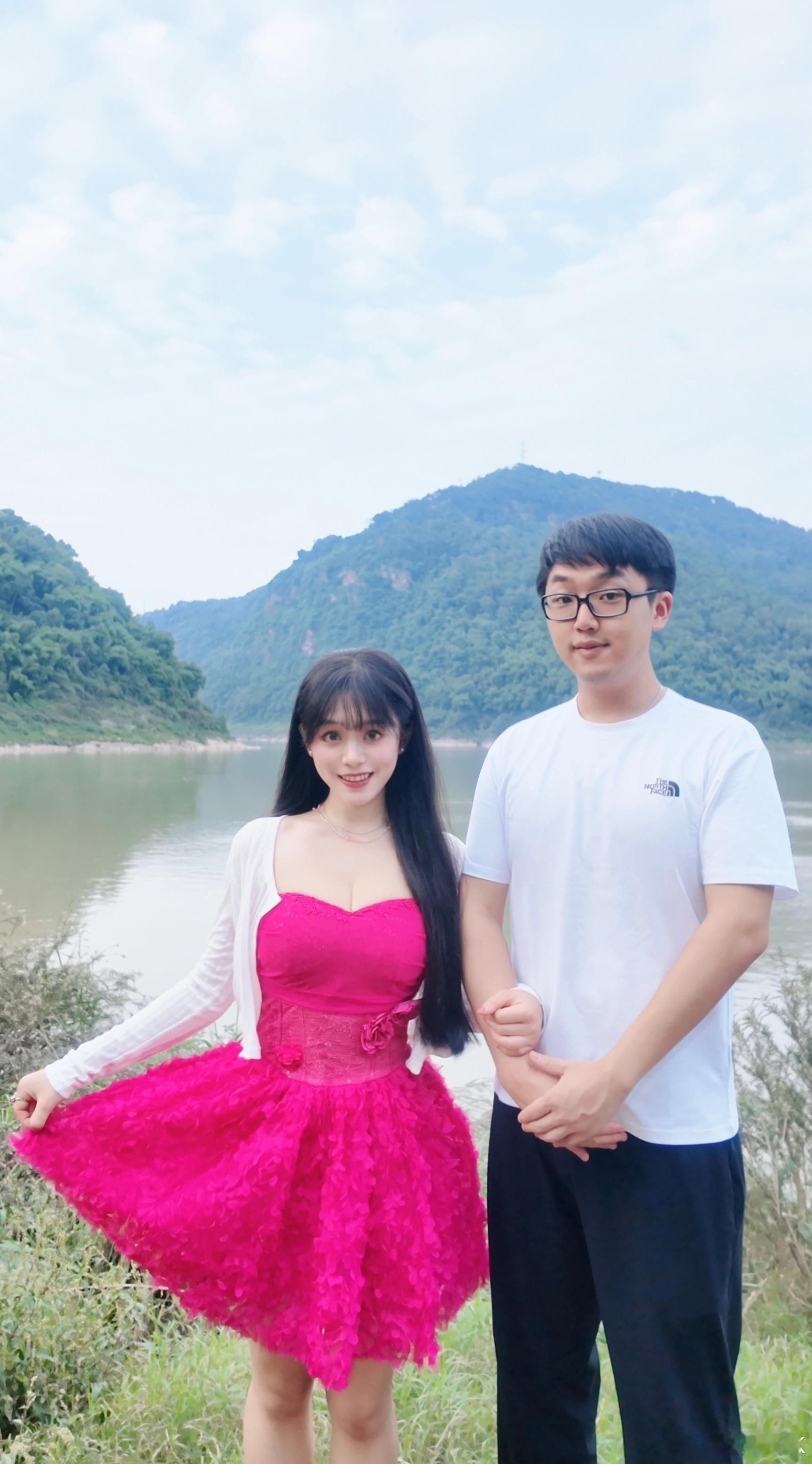 ✨️嘉陵江江风拂面，青山入眼🌿  ​​​