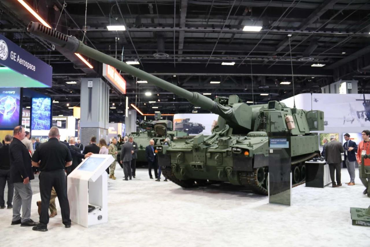 M109A7 52自行榴弹炮集成L52有效射程60公里超过韩国K9

“口径即正