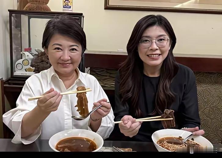 郑丽文、卢秀燕援助日本引争议，侯友宜回应耐人寻味！天灾互助本是人道主义善举，可一