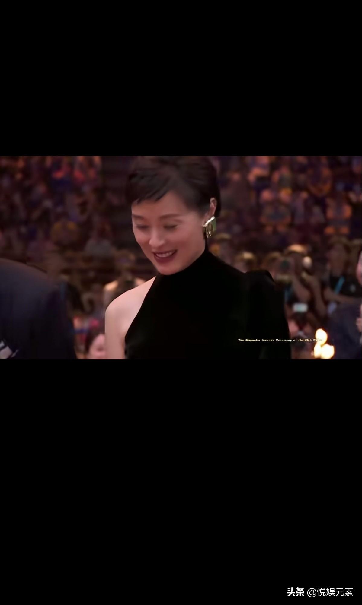 吴越51岁获奖白玉兰视后。
她演技一流，很喜欢她演的电视剧。吴越娱乐圈的实力派演