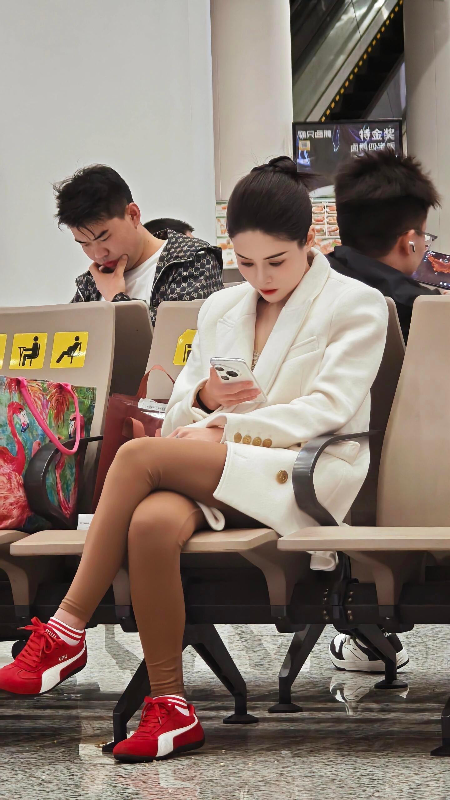 乍一看，很养眼！ 