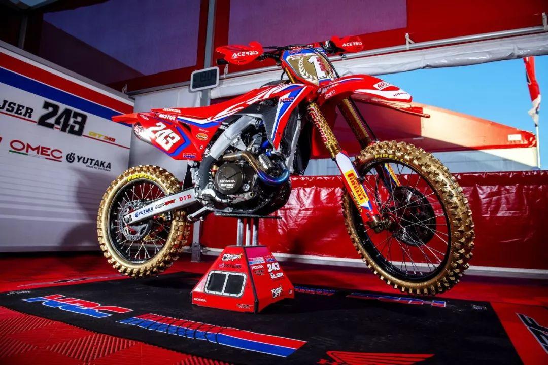 MXGP 越野摩托为什么没有电子辅助？纯机械的魅力就在这里
跟 MotoGP 不