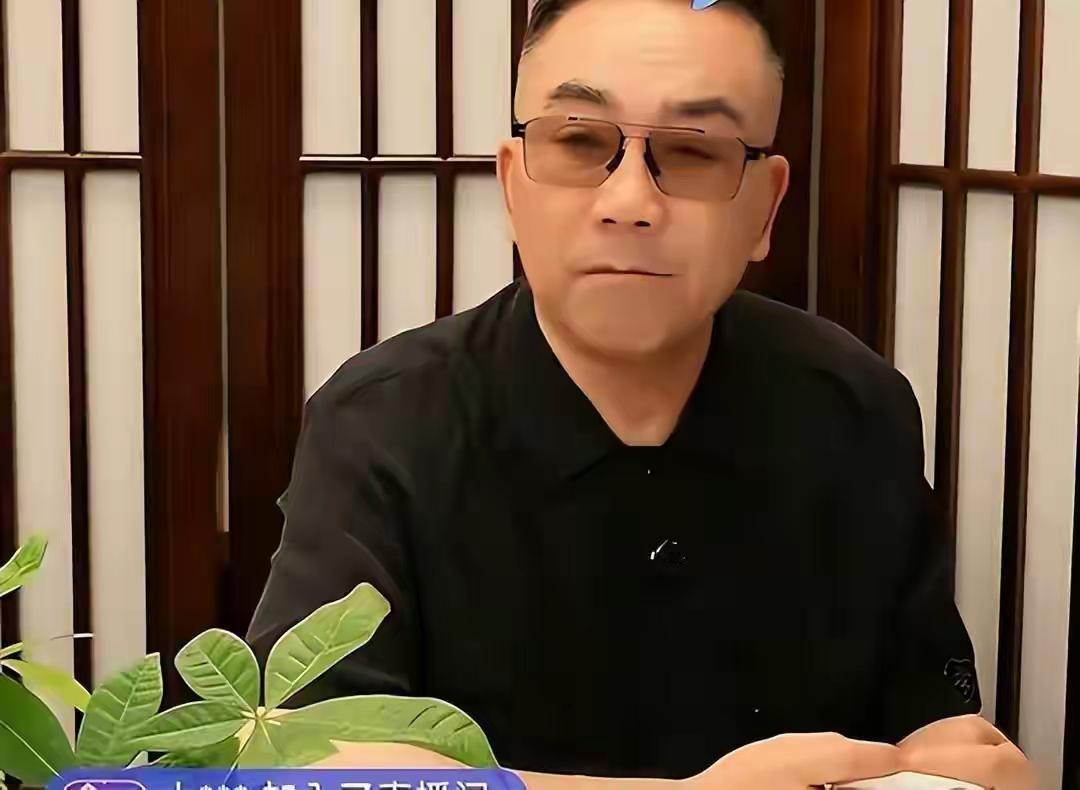 吃相太难看！美国圣诞风波仅1天，姜昆出手回应，杨议惨遭打脸


就在前几天，平安