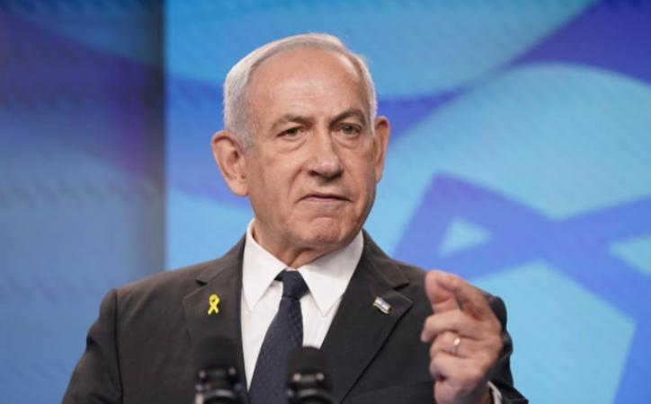 美国政坛最近释放出一个极其危险的信号：那个曾经被视为“政治边缘人”的万斯，竟然成