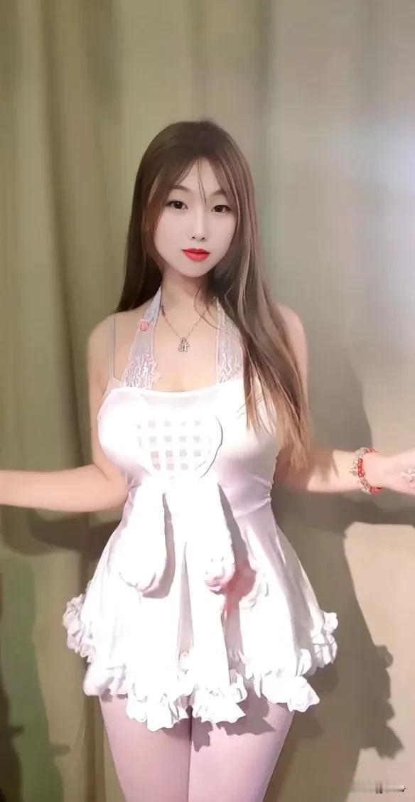 #微胖丰满性感女神# #肉嘟嘟#