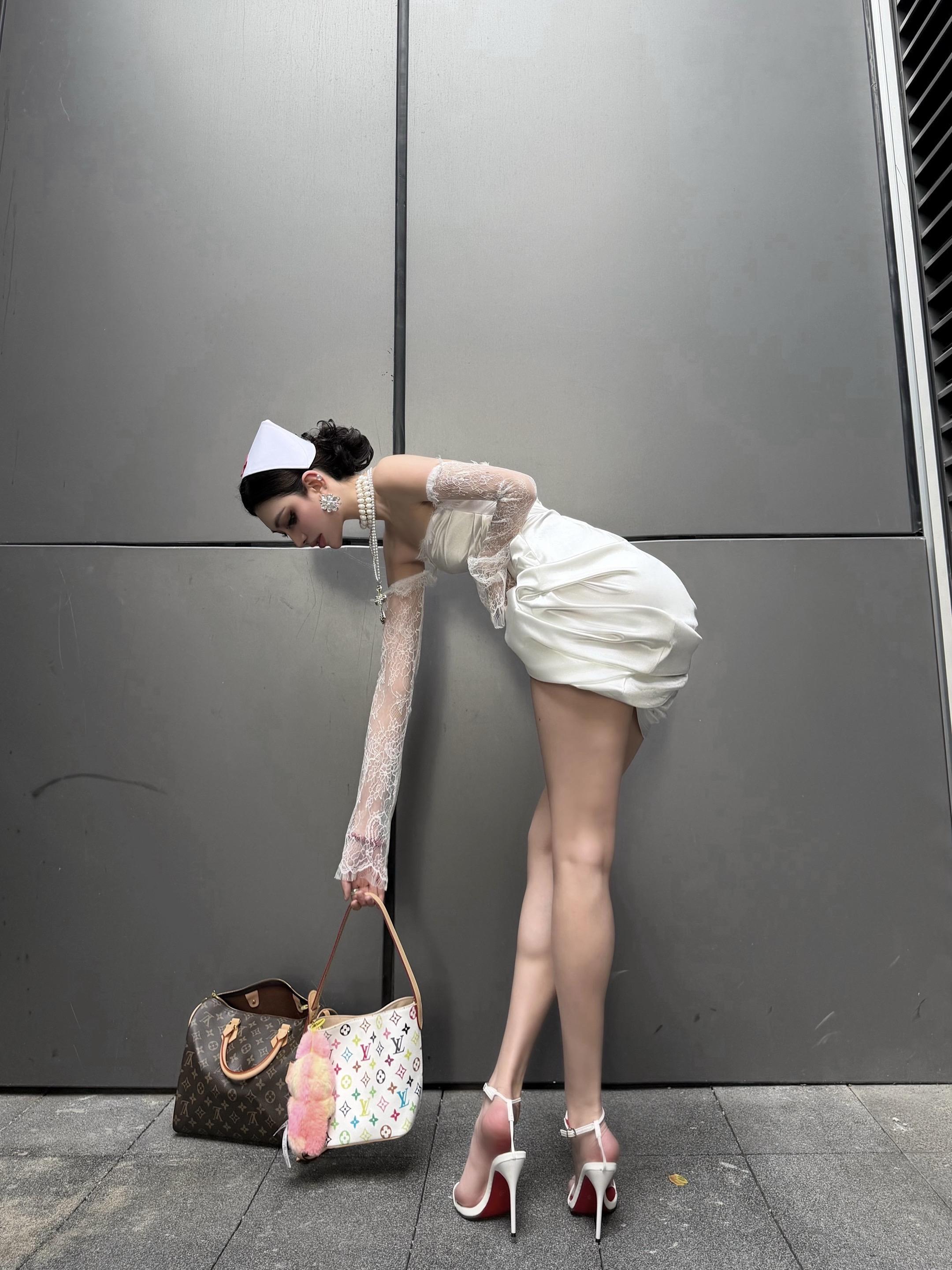 轻熟熟女味。