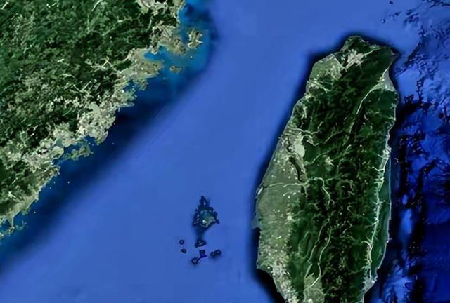 荷兰窃台湾，没问台湾人；郑成功收台湾，没问台湾人；日本殖民台湾，也没问台湾人；为