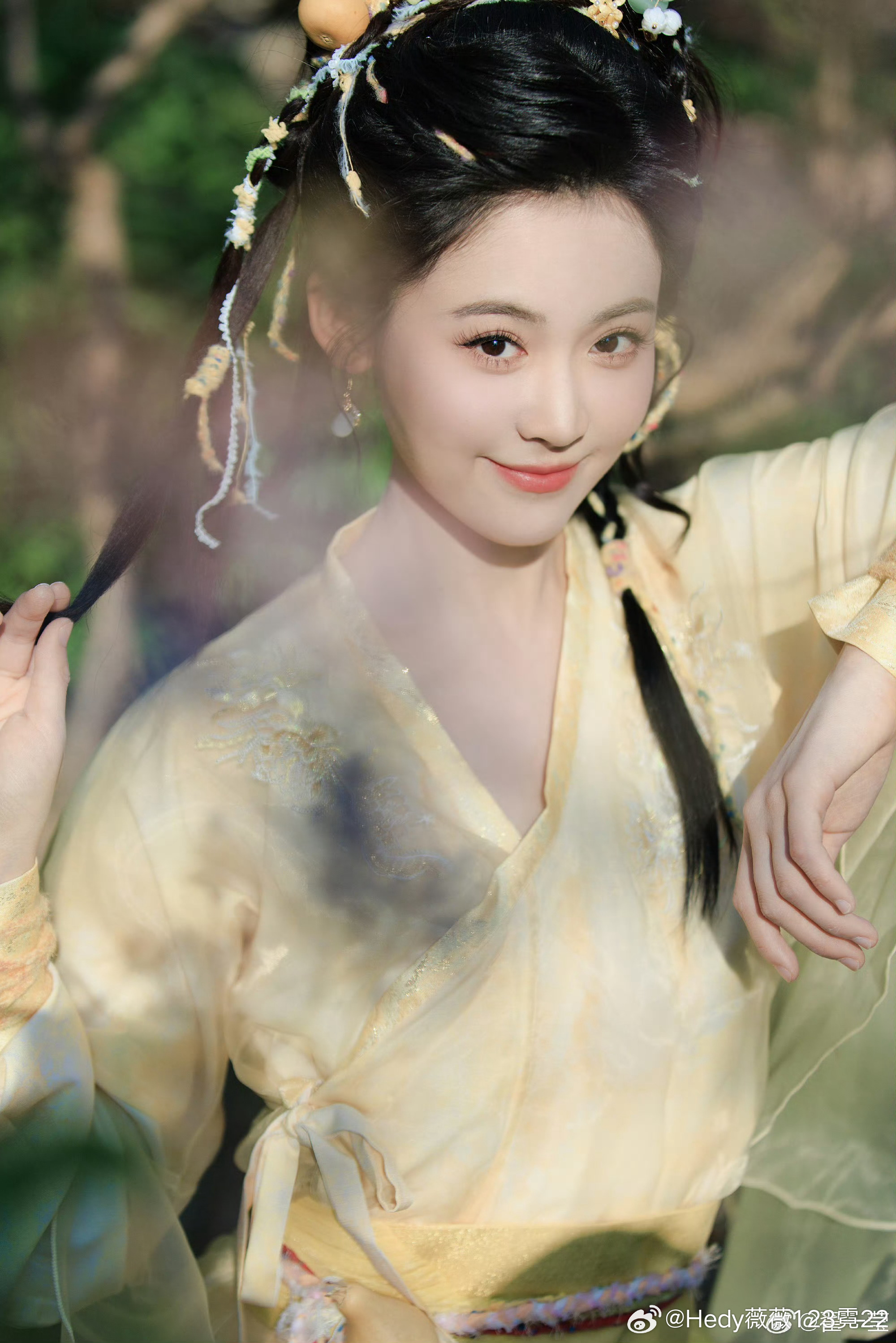 短剧女孩👧🏻翟一莹好可爱(❁´3`❁)的黄蓉装扮啊！这妆造真的很适合她呢？把