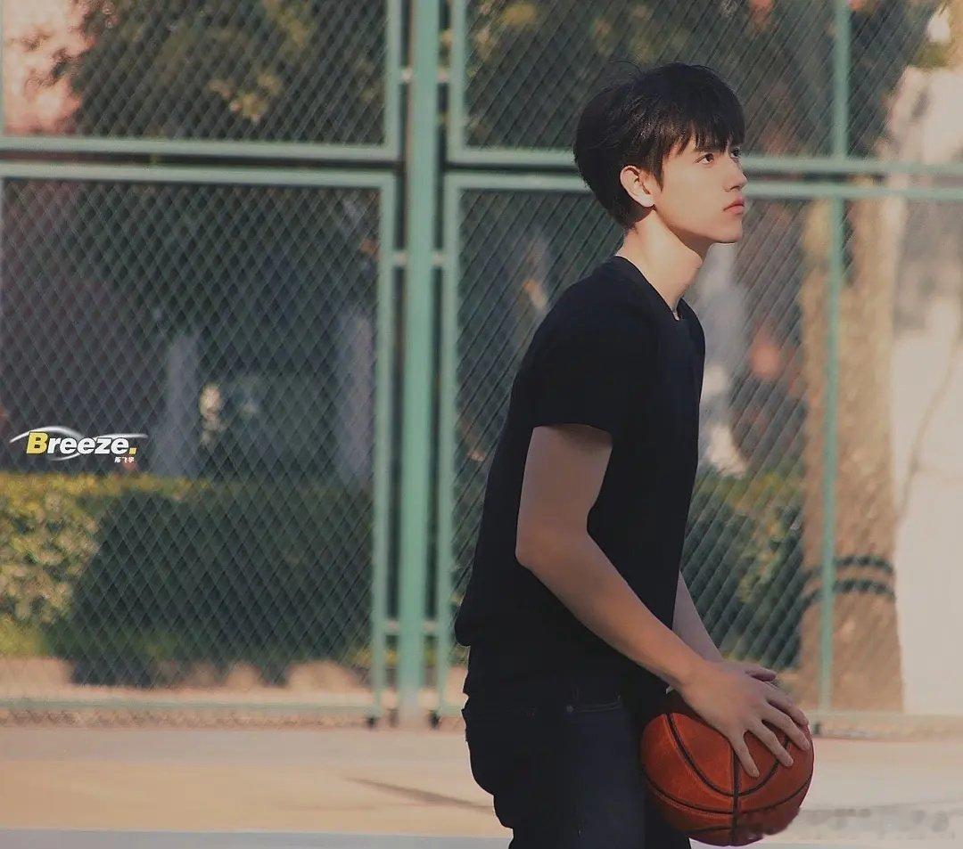 内娱现偶危，请阿瑟酥回 ​​​