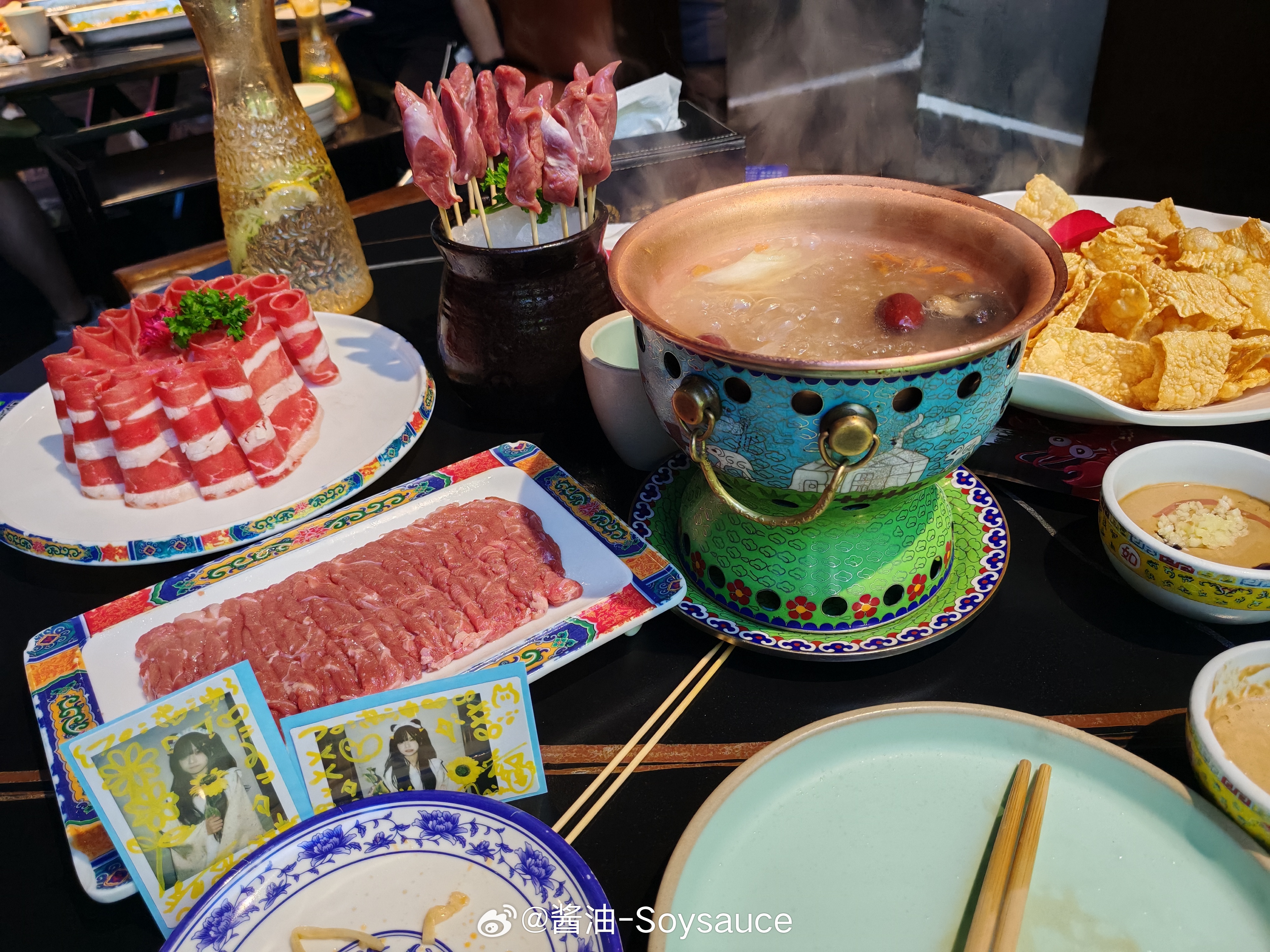 我觉得我点的有点过分了还有个虾滑和娃娃菜没上