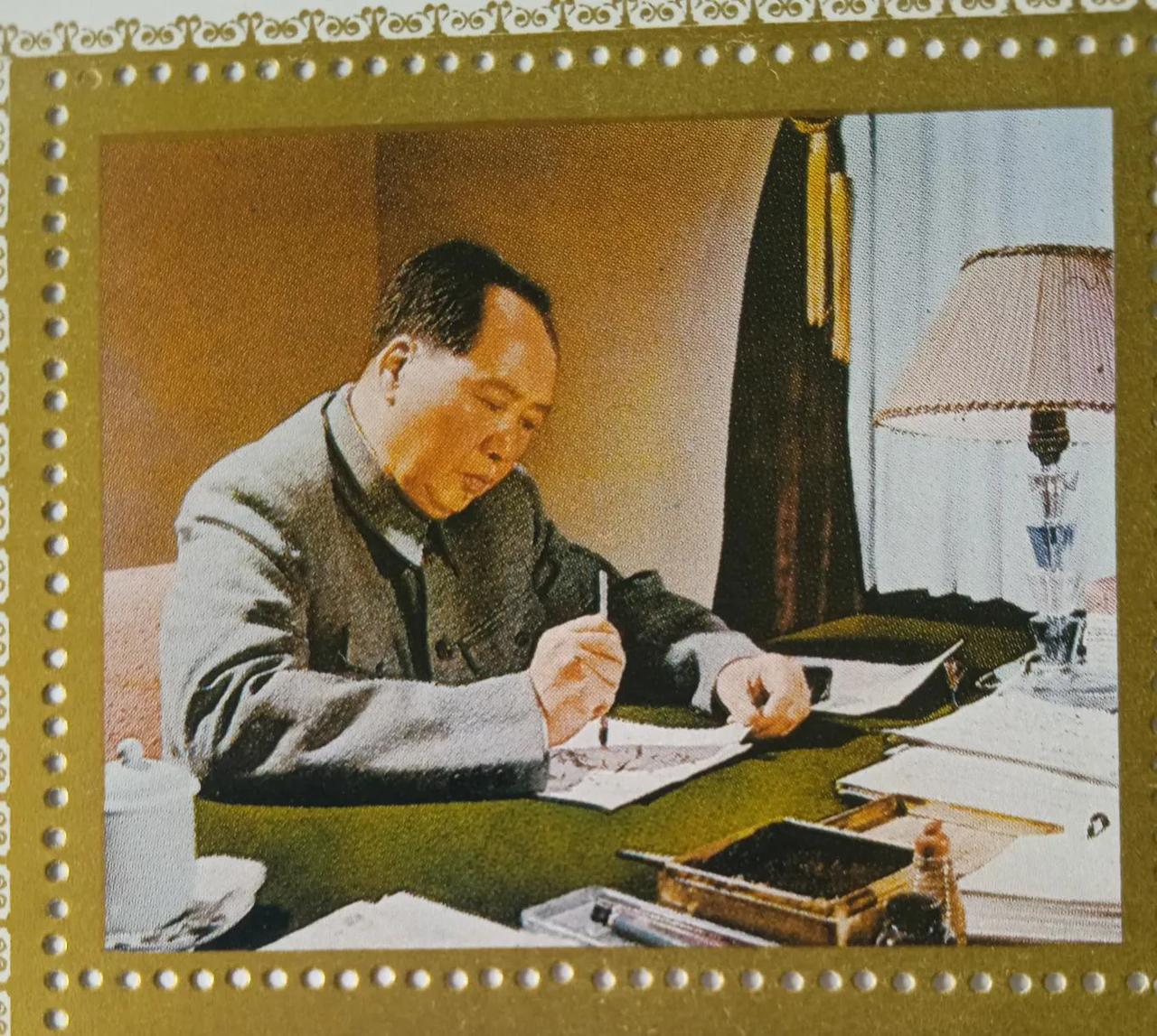 国庆节将至，这是共和国的重大节日，因为这是她的生日，全国人民祝祖国强盛繁荣。