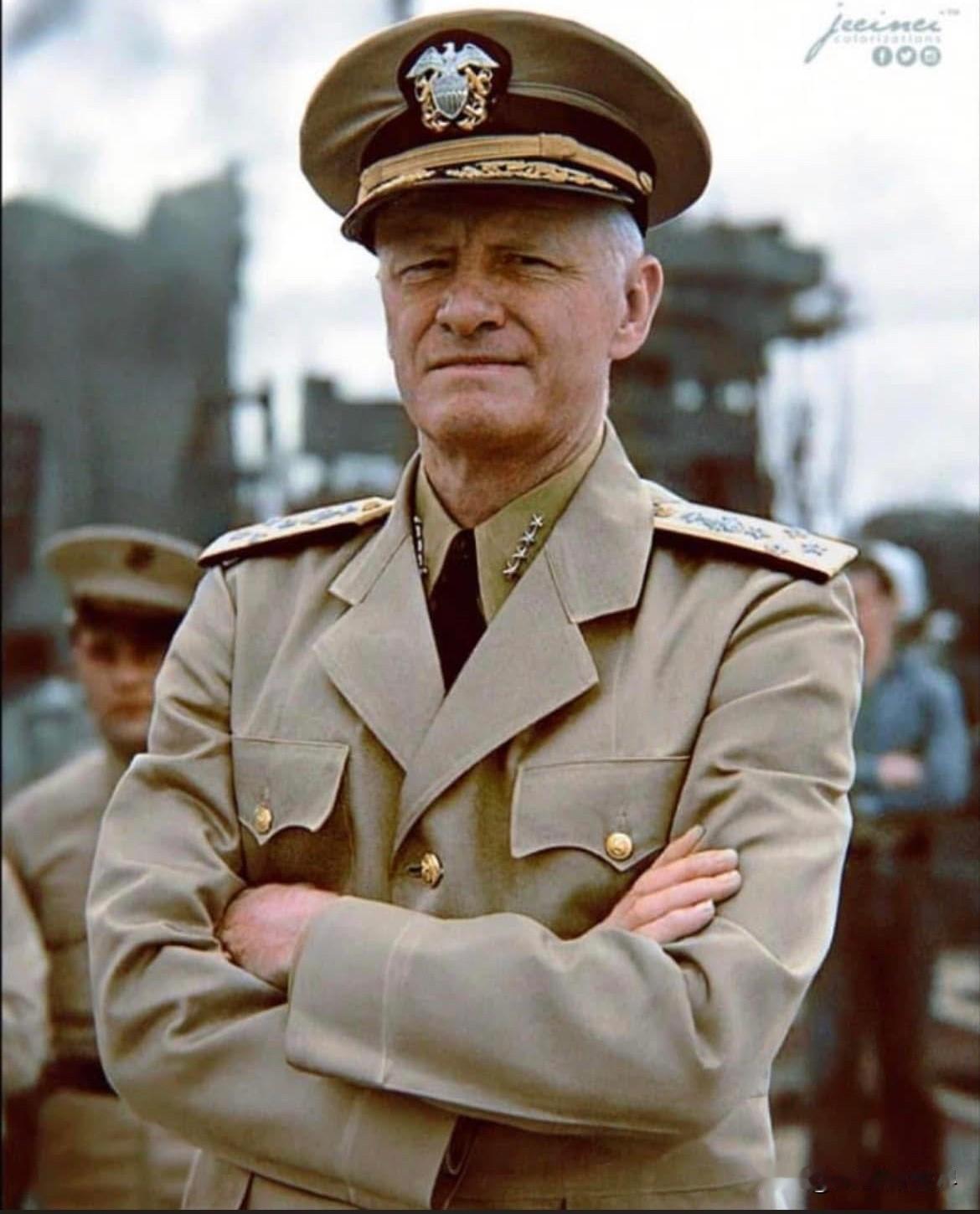 "人们总是用'她'来指代船只，因为维护船只的油漆和粉末成本太高了。"
-海军上将