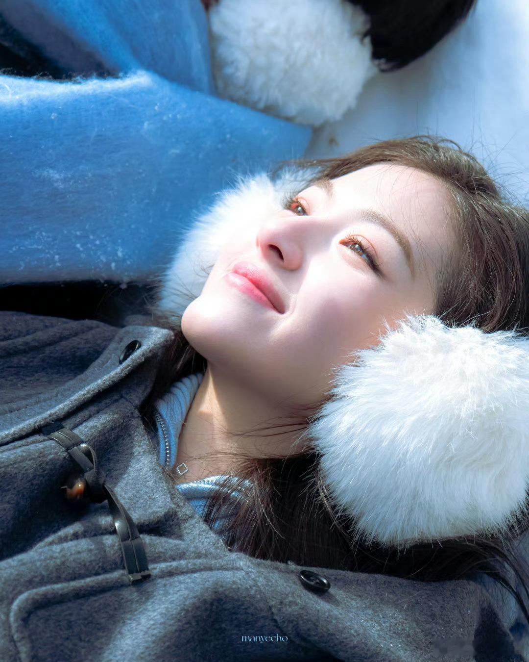 李兰迪雪地氛围感 ❄️  