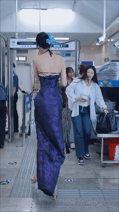 目测是不是超过 2 米了？[泣不成声]