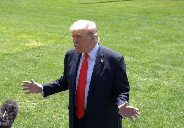 特朗普为了中期选举拼了，抛出两大法宝

距离美国中期选举越来越近，美国两党之间的