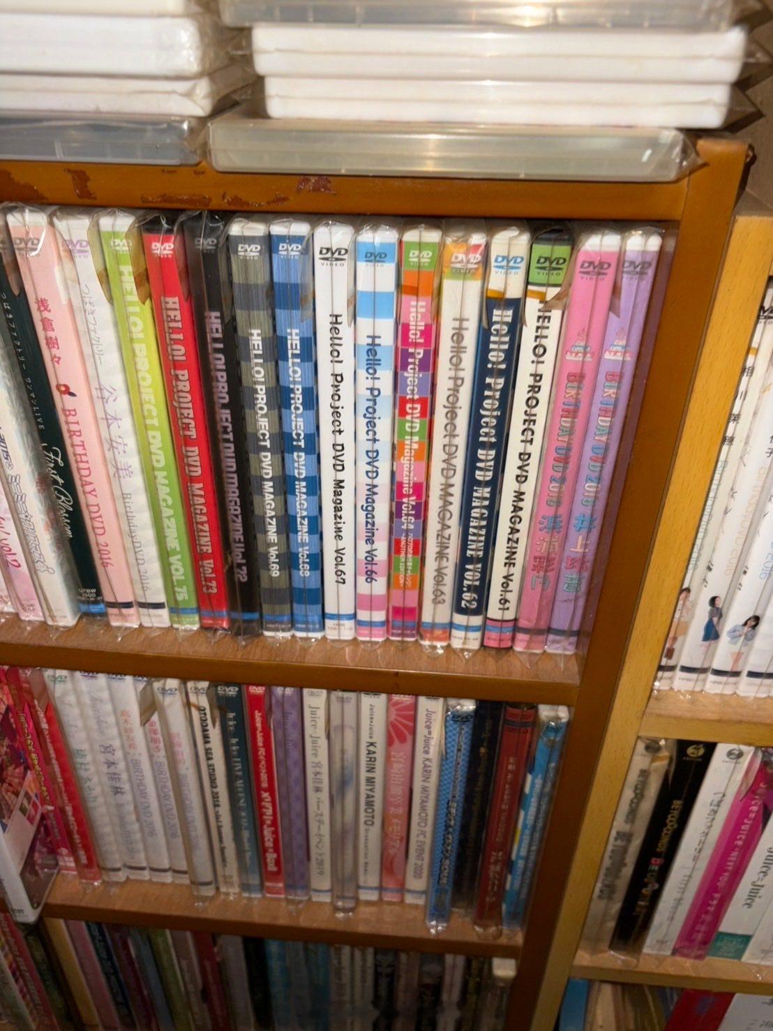 日本一位阿宅去世。满屋子的收藏因为“气味太重”无人收购被网友评价变成“无人问津的