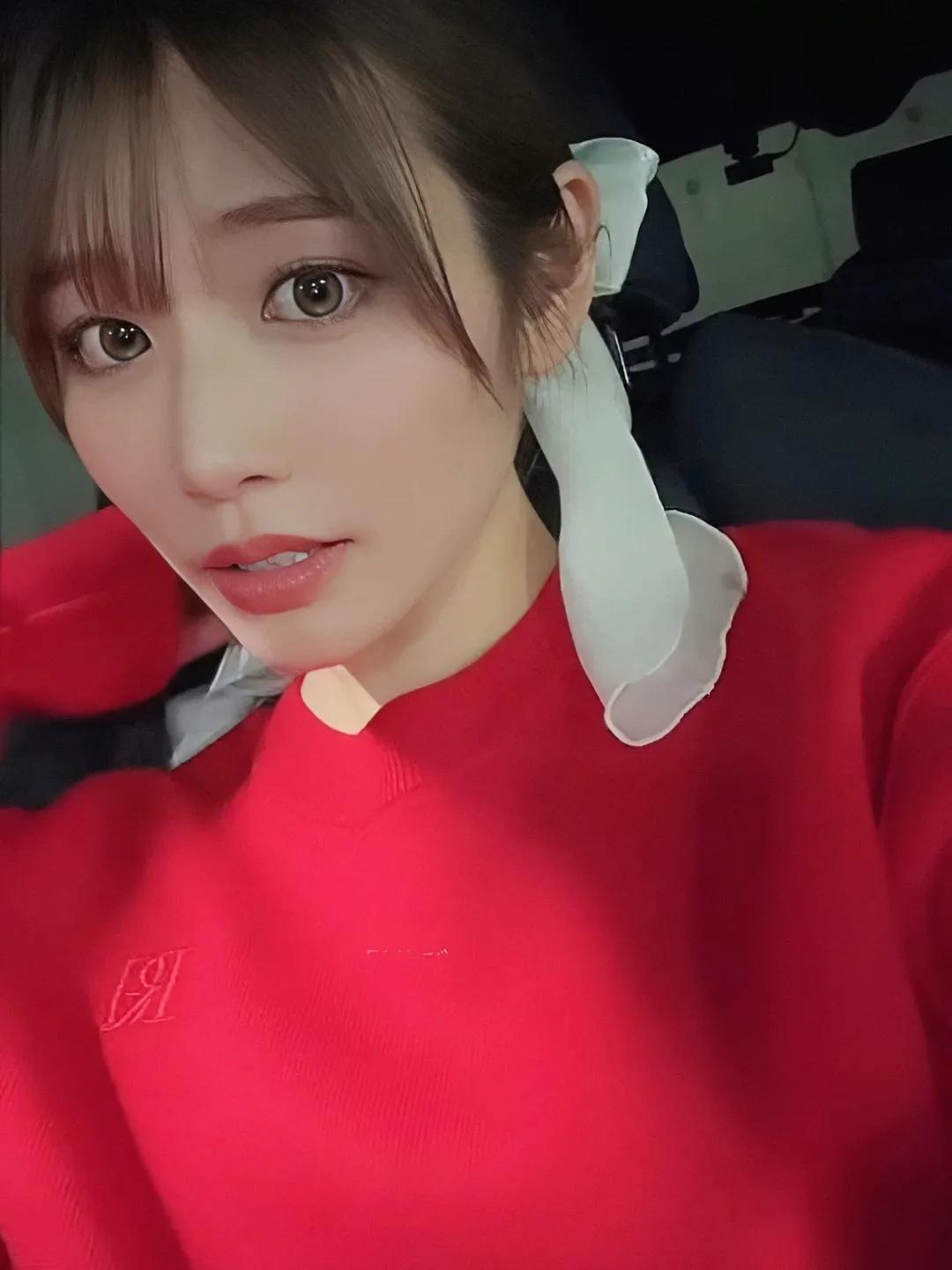 我心中的美女模样，各有千秋。古人笔下的美人就美得绝到骨子里。“北方有佳人，绝世而