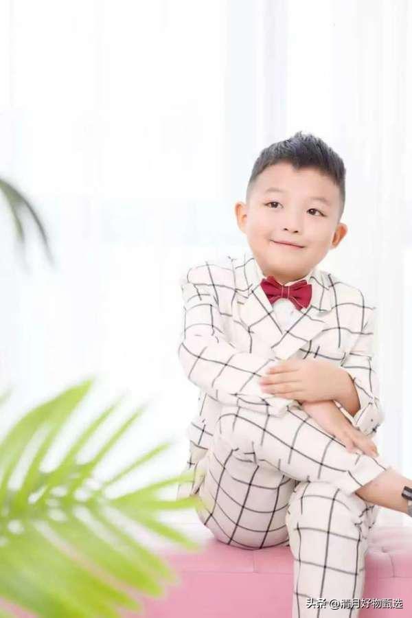 宝妈委屈，请儿子全班参加他10岁生日宴却无人到！网友：你的问题？

近日，一位宝