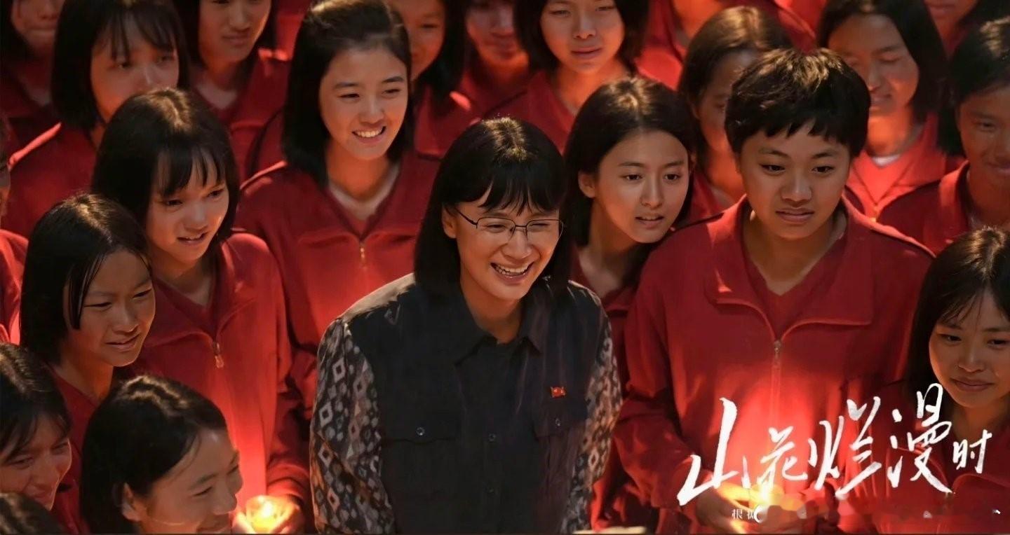 上周娱乐圈大型活动还挺多的，腾讯招商大会、白玉兰奖、驴大秀、芭莎之夜。实际有话题