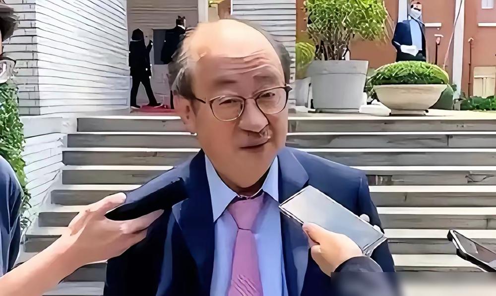 “台独”分子的未路！
​
柯建铭有两个儿子分别在半导体和光电领域混的风生水起，在