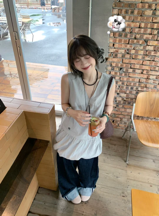 ⋆୨୧˚ 灰蒙蒙的时候多笑笑 🩶
