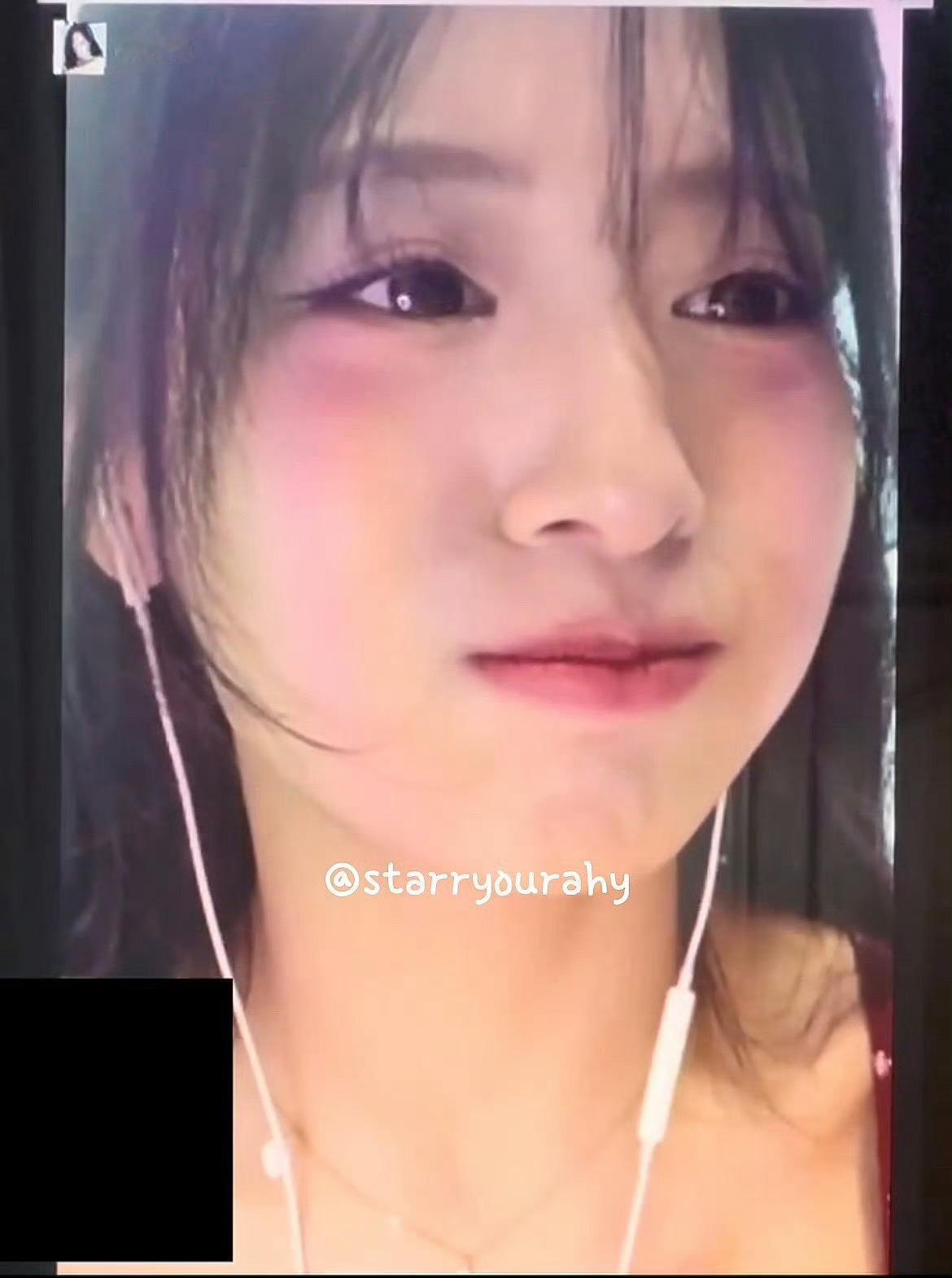 去年今日的草莓大福雅贤酱 公主头好漂亮 好想亲好想捏这个小宝宝🥰🤏🏻 