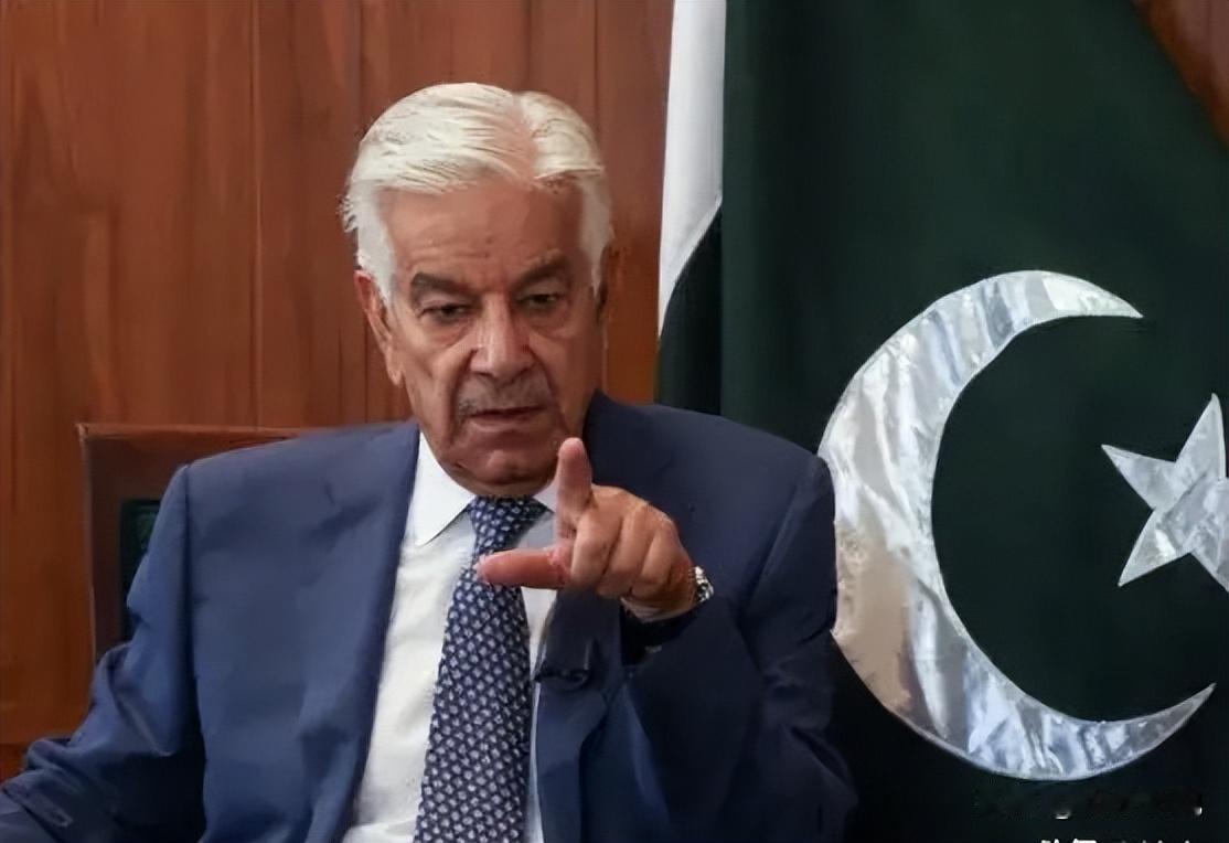 中国不愿见的事发生，巴铁已下战书，想在中国旁边打响两场战争

麻烦看官老爷们右上