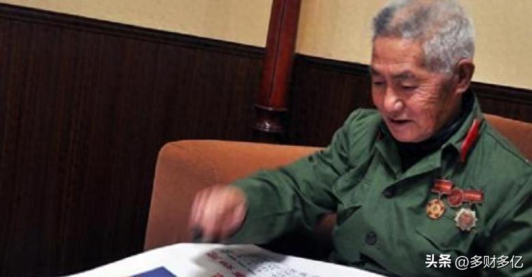 2005年老人坦白隐藏47年的身份，竟和毛主席的嘱托有关！
 
2005年一位老